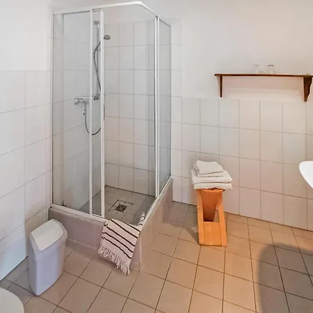 Ehemaliges Farmhaus Holiday home Lehsten